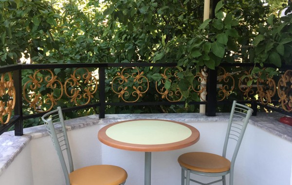 Güneş Apartments İçmeler