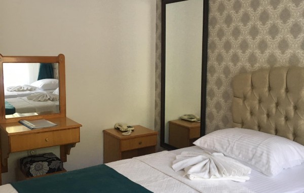 Güneş Apartments İçmeler