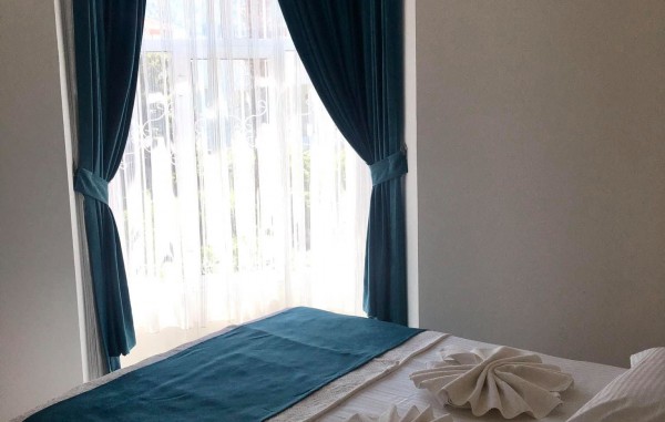 Güneş Apartments İçmeler