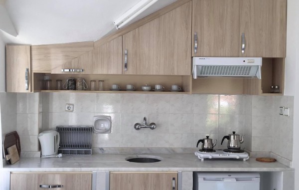 Güneş Apartments İçmeler