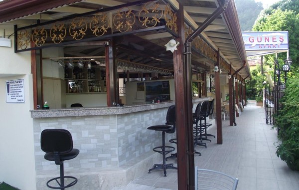 Güneş Apartments İçmeler