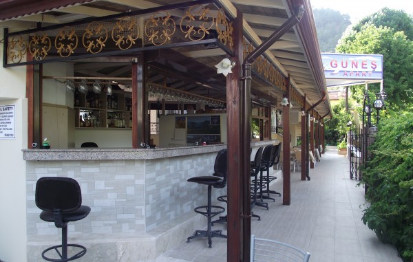 Güneş Apartments İçmeler