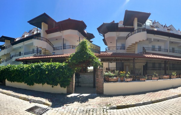 Güneş Apartments İçmeler